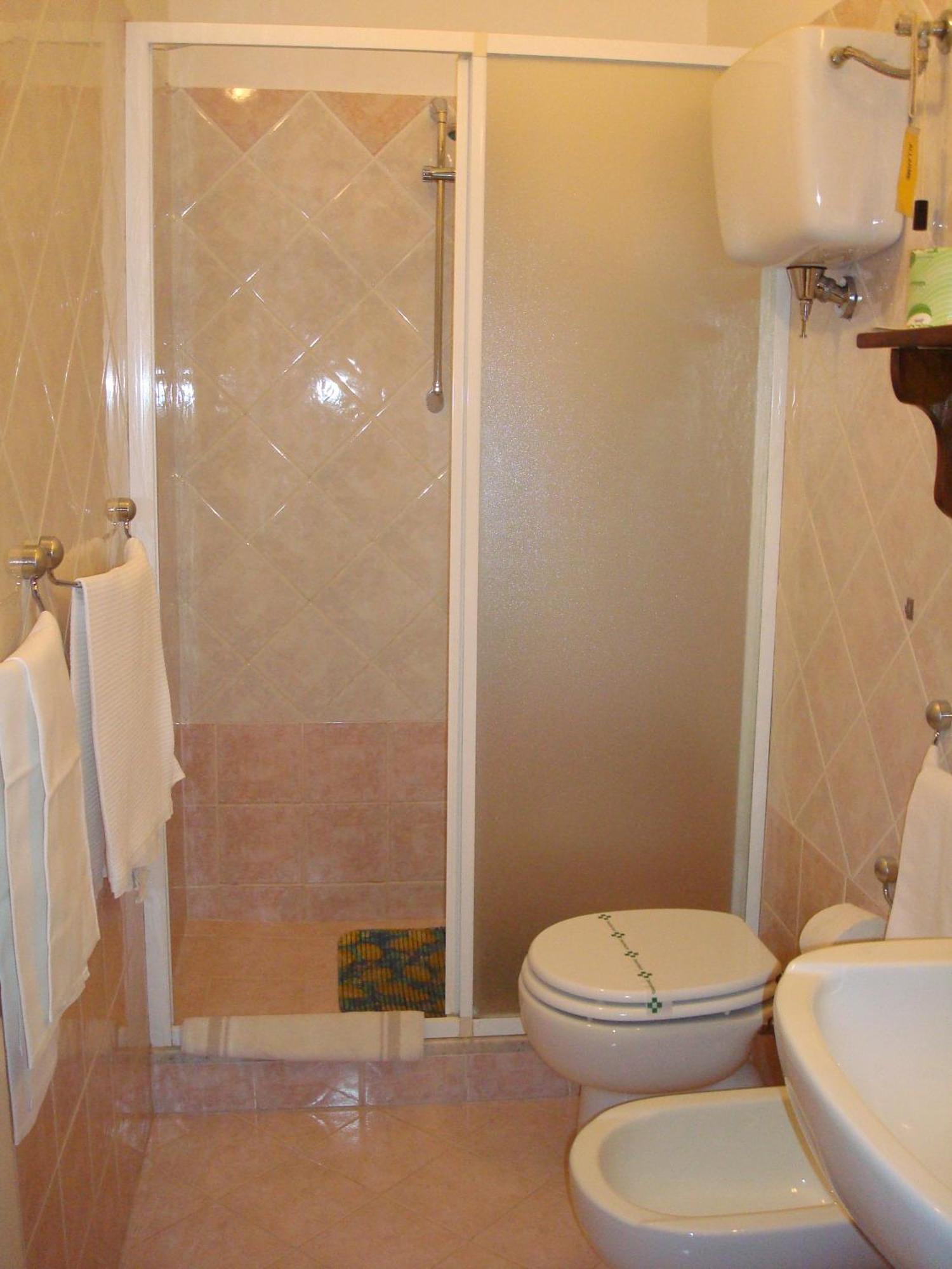 Albergo La Sfinge Чиуси Экстерьер фото